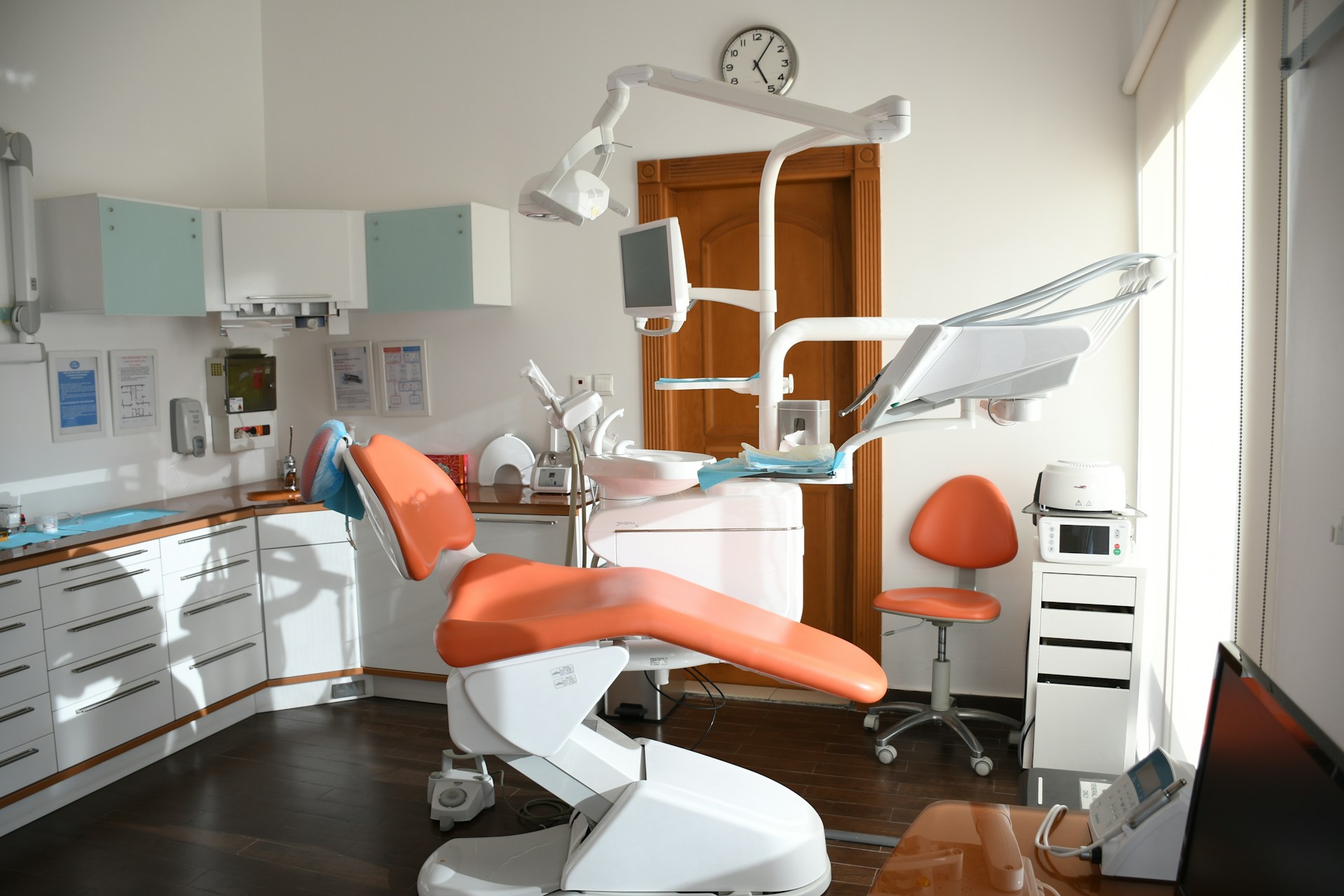 AVALON DENTAL TEAM